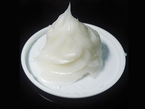 選擇塑膠零件潤滑脂要考慮哪些因素呢？